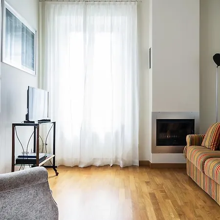 Via Rusconi 10 - Bymyhomeincomo Apartman