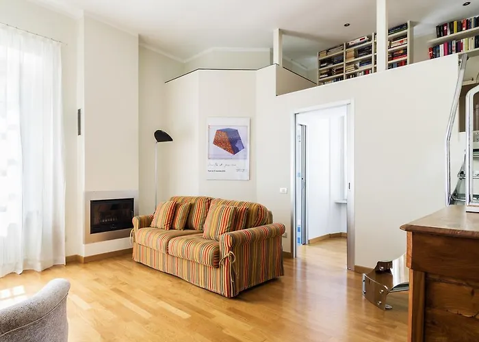 Via Rusconi 10 - Bymyhomeincomo 아파트 코모